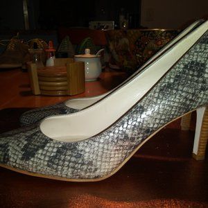 Grey Faux Snakeskin Cole Haan Heels. Size (10B) 3" Heels